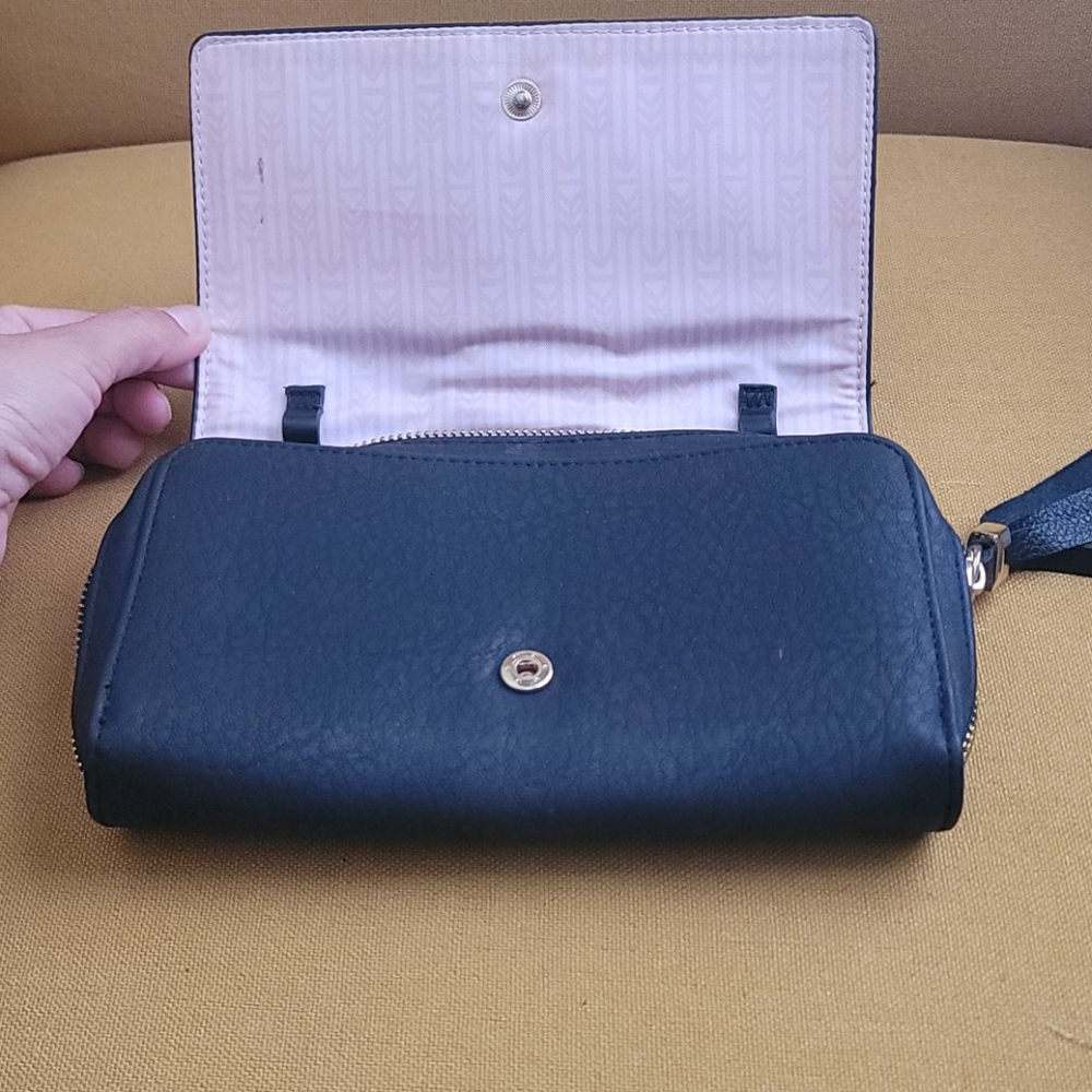 Wallet - Picture 3 of 5